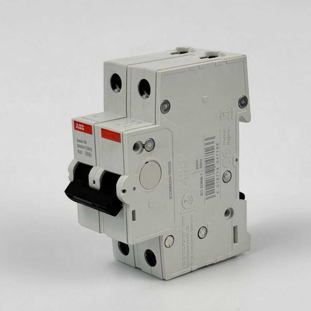 Автоматичний вимикач ABB basic M 2P B32 ( 2CDS642041R0325 )
